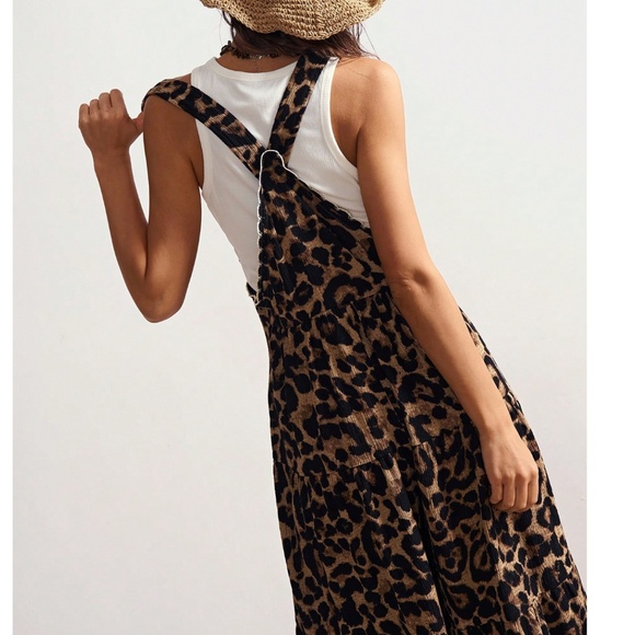 Leopard Print Pocket Wide Leg Bib Overalls Jumpsuit - Picture 5 of 11